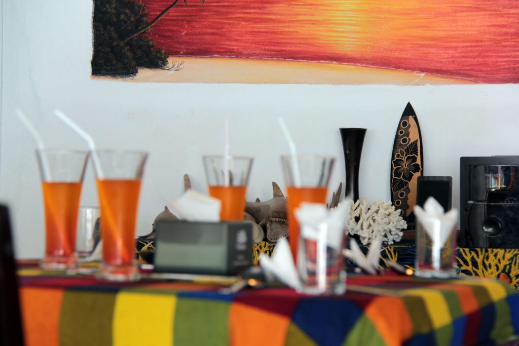 גוראידהו Rip Tide Vacation Inn, K.Guraidhoo מראה חיצוני תמונה