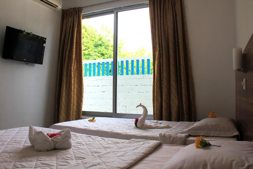 גוראידהו Rip Tide Vacation Inn, K.Guraidhoo מראה חיצוני תמונה