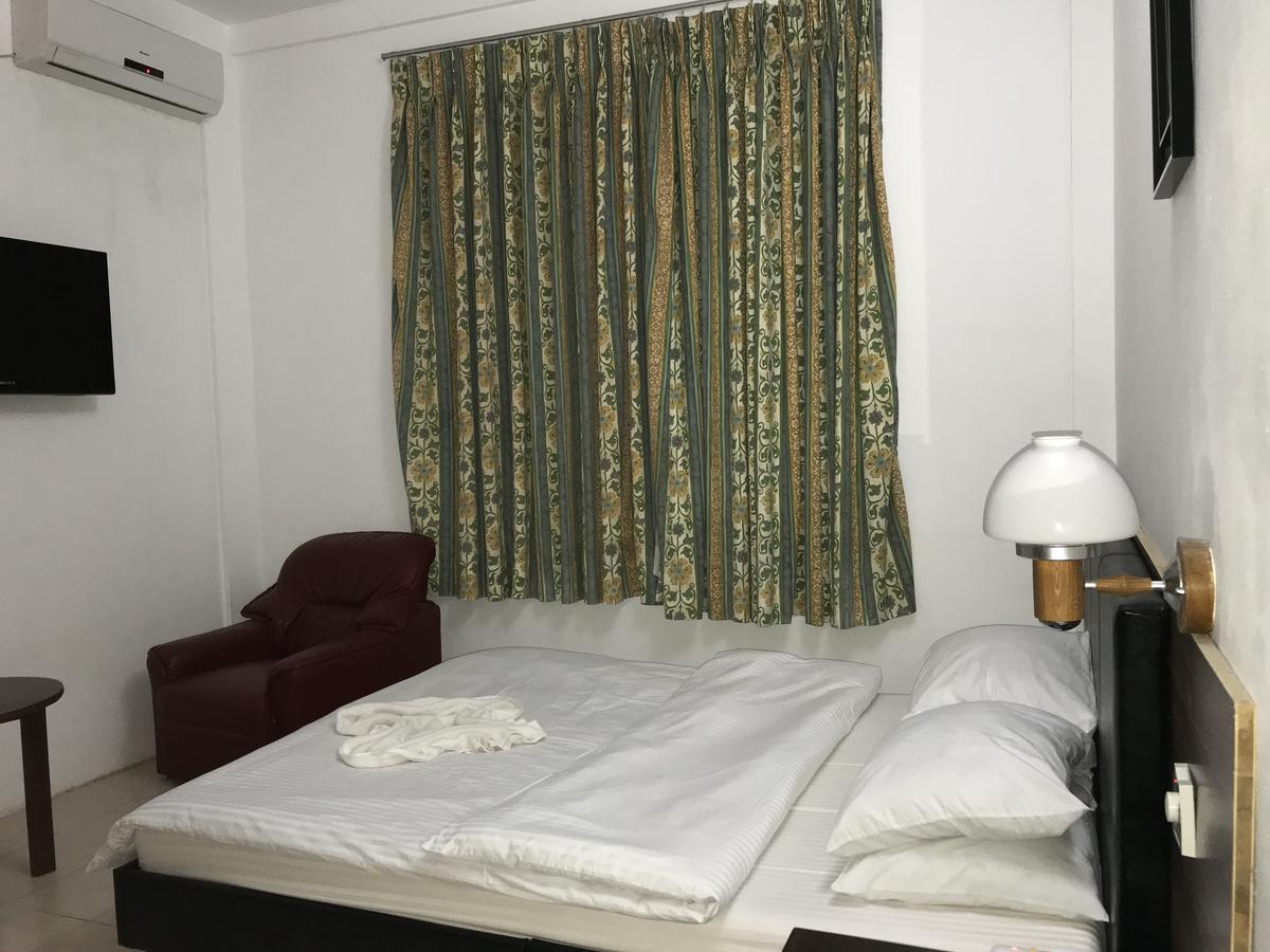 גוראידהו Rip Tide Vacation Inn, K.Guraidhoo מראה חיצוני תמונה