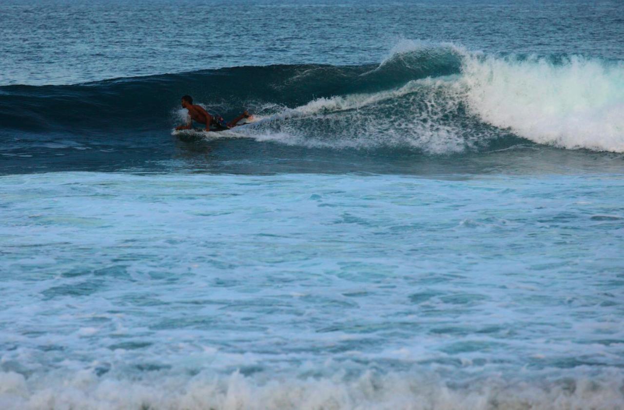 גוראידהו Rip Tide Vacation Inn, K.Guraidhoo מראה חיצוני תמונה